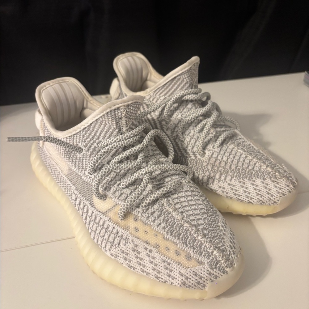 Adidas men’s Yeezy boost 350 V2 ‘static non-reflective’ 2023